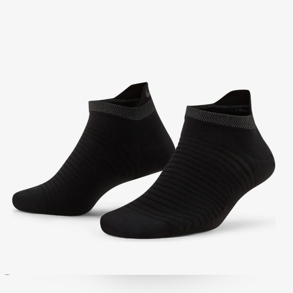 NWT Nike Unisex Spark Lightweight No Show Run Socks Black Size Small (DA359-010)